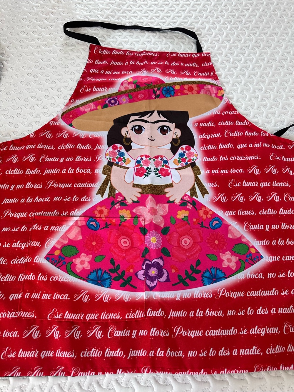Red Apron With Cieloto Lindo Lyrics